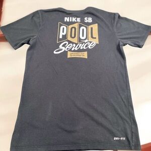 Nike SB Pool Service Dri Fit Men’s T-shirt Size Small